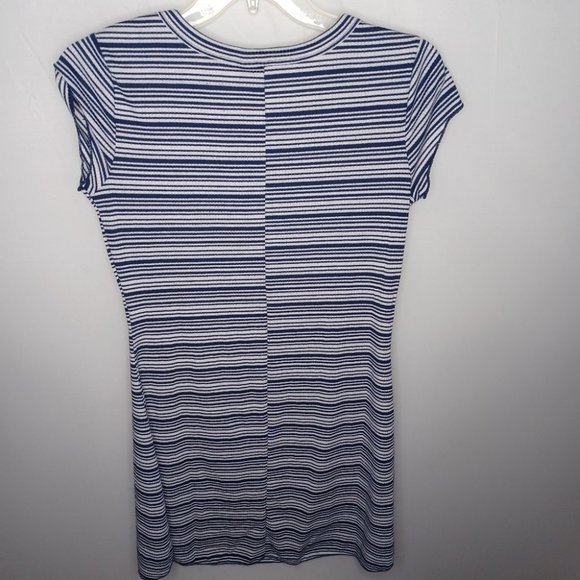 Love by Design Crew Neck knit Dress Striped New with tags - Picture 3 of 4